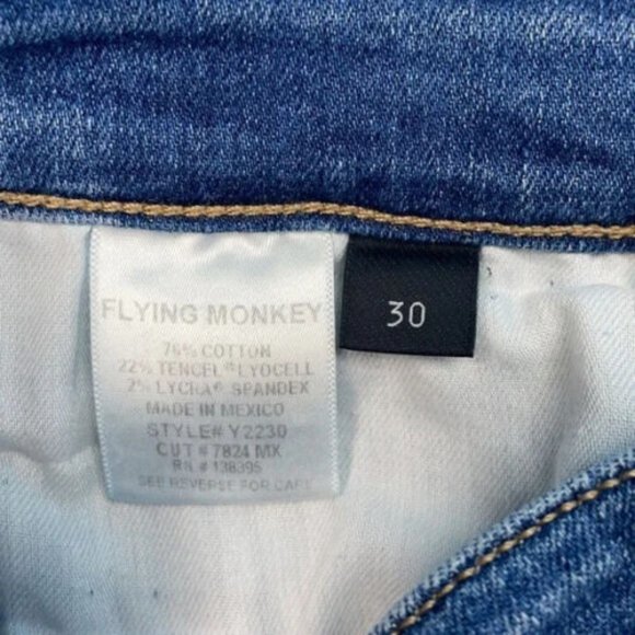 Flying Monkey Women’s Blue Belt Loop Fly Zip Distressed Jeans Shorts Size 30 - Picture 3 of 5